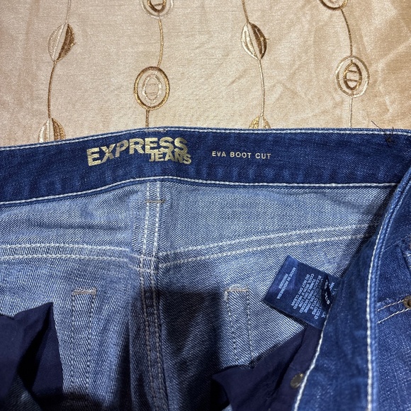 Express jeans size 10R - Picture 2 of 4